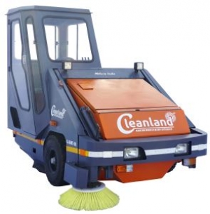 CLEANLAND Sweeping Machine Rental